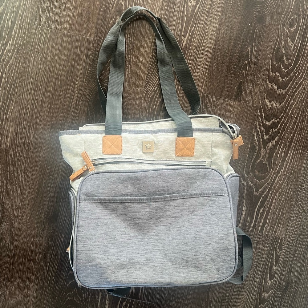 Banana fish breast pump backpack